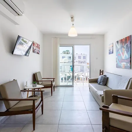 Apartment Mandarin 1-bedroom W/pool In Ayia Napa