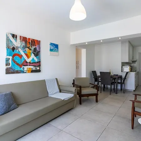 Apartment Mandarin 1-bedroom W/pool In Ayia Napa