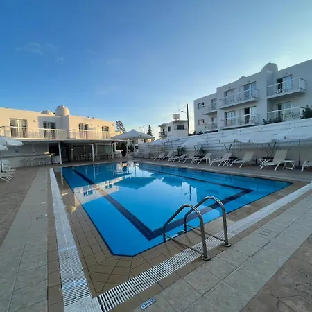 Apartment Mandarin 1-bedroom W/pool In *